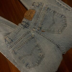 Vintage levis, would fit a 0/2 🤍